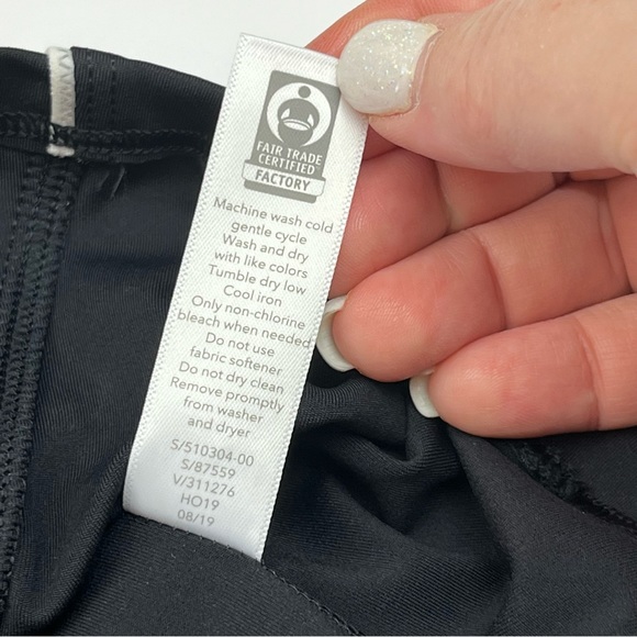 Athleta Lightning Tank Womens Size‎ Small Black Cropped Athletic Top Fitness Gym - Picture 5 of 8